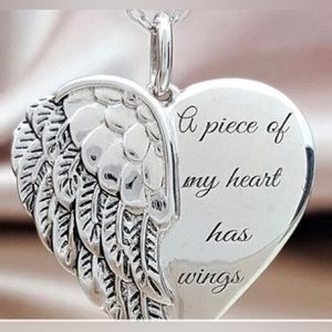 Women's Fine Jewelry Charm Keychain Feather Heart Letter Heart Necklace